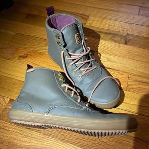 Keds High Tops Size 8.5